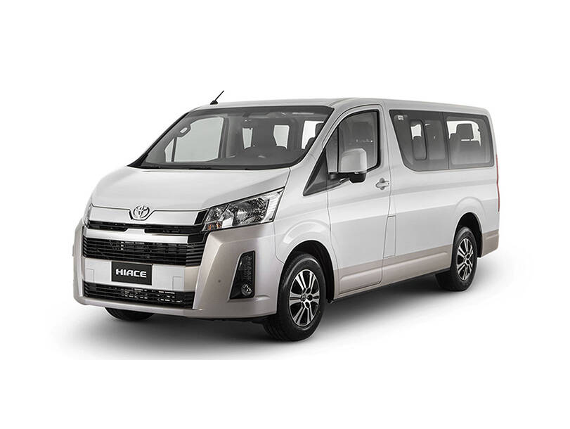 Toyota Hiace Van Service for Comfortable Umrah Group Travel